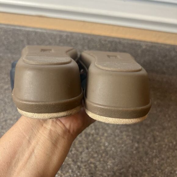 Baretraps Comfort Casual Slip On Sandals Women's Size 11W Faux Leather Navy Blue - Picture 7 of 10